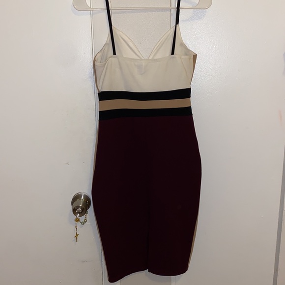 Dress - Picture 2 of 3